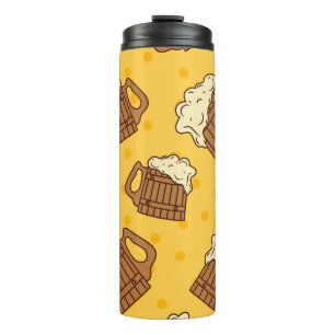 Naadloos patroon met houten schuimbier Mugsbeer, p Thermosbeker