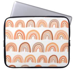Naadloos patroon met regenboog. Handgetrokken text Laptop Sleeve