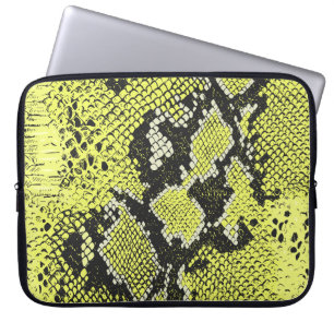Naadloos slangendierhuidpatroon. Snakes Laptop Sleeve