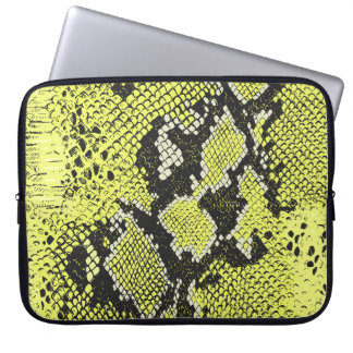 Naadloos slangendierhuidpatroon. Snakes Laptop Sleeve