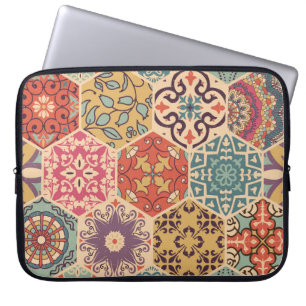 Naadloze kleurrijke patchwork-tegel met de islam,  laptop sleeve