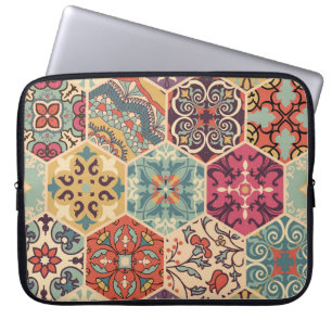 Naadloze kleurrijke patchwork-tegel met de islam, laptop sleeve
