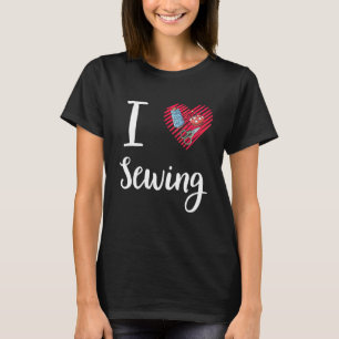 Naaien voor vrouwen Seamstress Sewist Thread Who Q T-shirt