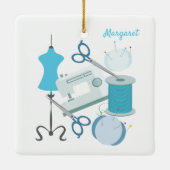 Naaigoed en kieuwblauw keramisch ornament (Achterkant)