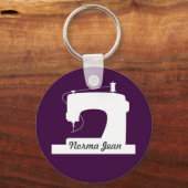 Naaimachine maakt {donkere} aangepaste tekst sleutelhanger (Voorkant)