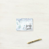  naaimachine met blauwe Waterverf met ventilator Post-it® Notes (Op bureau)