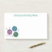 Naalden en kogels van garen, gepersonaliseerd post-it® notes (Op bureau)