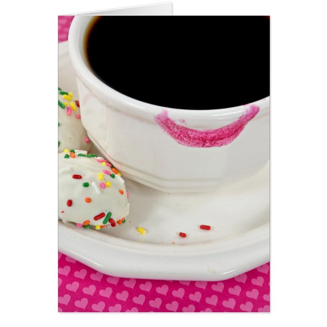 Naam Daglipstick op koffiebeker met koekjes (Voorkant)