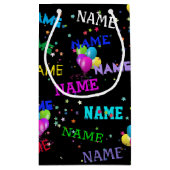 Naam en ballon van de verjaardag in sterren klein cadeauzakje (Achterkant)