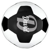 Naam en eerste letter op zwart voetbal (Gedraaid)