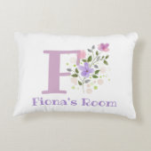 Naam en Initiaal op een Floral Design. Accent Kussen (Achterkant)