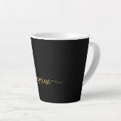 Naam minimalistisch zwart-wit en goudmonogram latte mok (Rechterhoek)