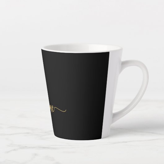 Naam minimalistisch zwart-wit en goudmonogram latte mok (Rechts)