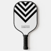 Naam toevoegen Wit en zwart minimalistische Chevro Pickleball Paddle (Voorkant)
