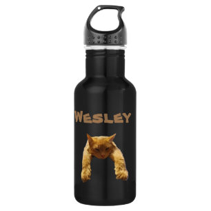 Naam wesley met luie kat, waterflacon waterfles
