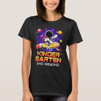 Naar de kleuterschool en verder astronaut terug na t-shirt