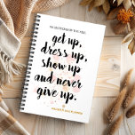 N'abandonnez jamais le planificateur motivationnel<br><div class="desc">Ne jamais renoncer à la typographie - Présenter ce bel planificateur motivationnel. Doté d'un arrière - plan de peinture aquarelle douce dans des tons élégants de rose et beige. La couverture inspirante : "Peu importe ce que vous ressentez - levez-vous, habillez-vous, montez et n'abandonnez jamais." Réveillez-vous inspiré, profitez de la...</div>