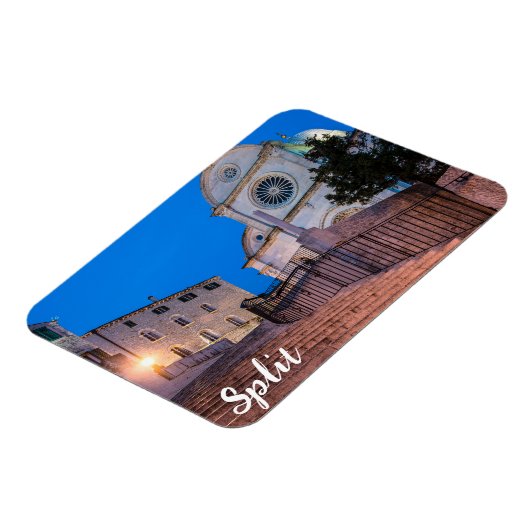 Nacht uitzicht trappen en kerk in Split, Kroatië Magneet (Linkerzijde)