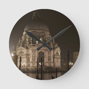 Nachtbeeld over water van San Giorgio Maggiore Ronde Klok