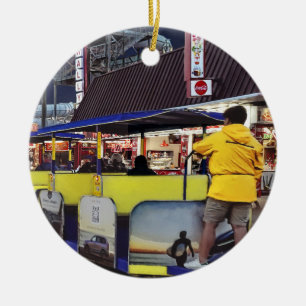 Nachtelijk zicht op Wildwood-tram gezien vanaf de  Keramisch Ornament