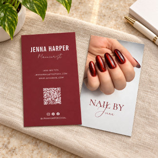 Nagelstudio Burgundy Minimalistische Manicure Port Visitekaartje
