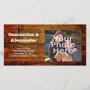 Nagemaakte geoliede houten plank gepersonaliseerd save the date