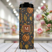 Naherfstpompoenpatroon van de fall Leaves Monogram Thermosbeker