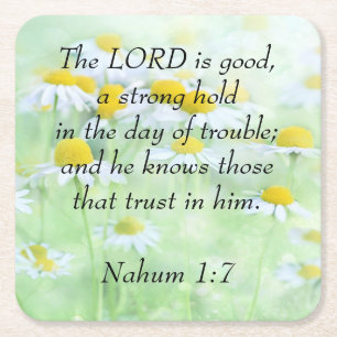 Nahum 1:7 vierkante kartonnen onderzetter