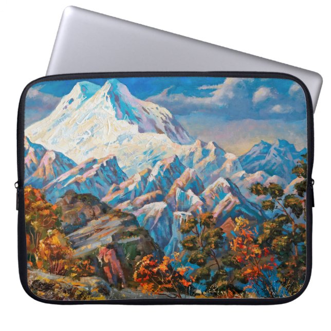 Najaar uitzicht van de tweezijdige berg Elbrus. Mo Laptop Sleeve (Voorkant)