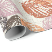 Najaarbladeren op beige. cadeaupapier (Rol Hoek)