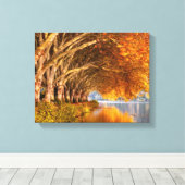 Najaarsbomen boven een meer canvas afdruk (Insitu (Houten vloer))