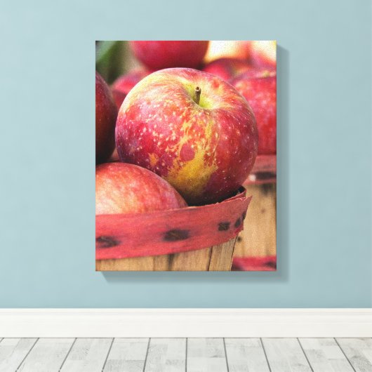 Najaarse rode appels in mand canvas afdruk (Insitu (Houten vloer))