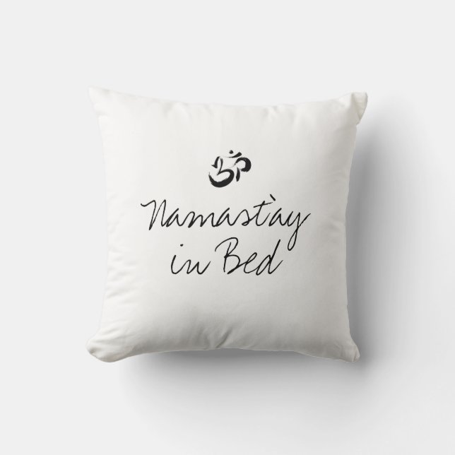 Namast'ay dans le coussin drôle de lit (Recto)