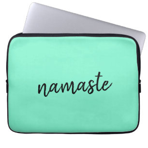 Namaste Neo Mint Green Modern Yoga Spiritueel Laptop Sleeve
