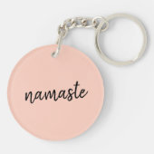 Namaste | Pachy Pink Modern Yoga Meditation Sleutelhanger (Achterkant)