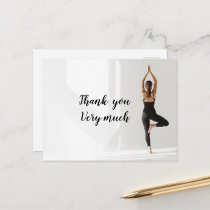 Namaste Yoga vrouw heft hand Bedankt Briefkaart