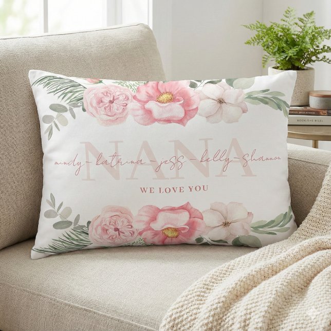 Nana Coussin Floral Personnalisé (Let your Nana know how special she is with this personalized throw pillow! )