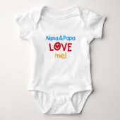 Nana en Papa Love Me Romper (Voorkant)