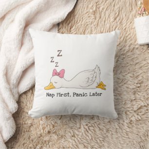 Nap First, Panic Later - Gekke Gans Kussen