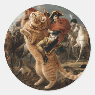Napoleon rijdt op een reusachtige gevechtskat ronde sticker