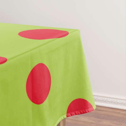 Nappe à points Polka rouge et vert (In Situ)