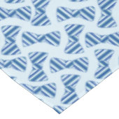 Nappe Ă?re fête d'anniversaire du petit garçon d'homme (Angle)