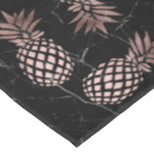 Nappe ananas rose d'or de marbre noir moderne élégant (Angle)