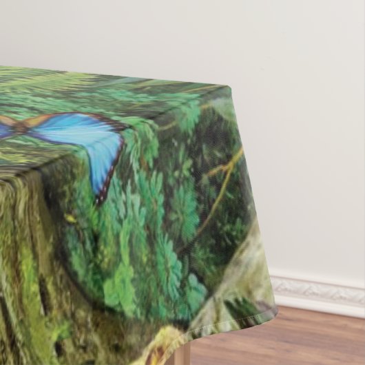 Nappe Animals living together throw pillow (In Situ)