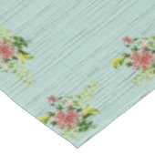 Nappe Aquarelle Rouge Gerbera Daisy avec verdure 60 po x (Angle)