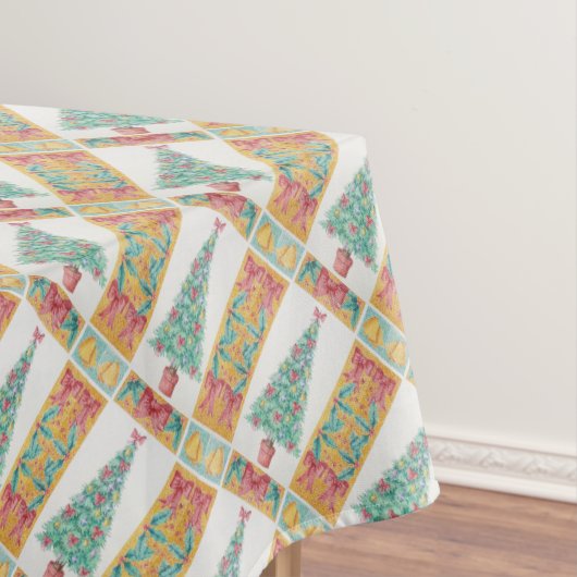 Nappe Arbre de Noël avec décorations arcs rouges cloches (In Situ)