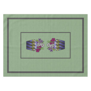 Nappe Artiste Lily Vase 52" x 70"