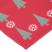 Nappe beaucoup d'arbres décorés pour noël (Angle)