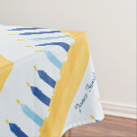 Nappe Bleu et or de Hanoukka Menorah<br><div class="desc">Célébrez l'esprit de Hanoukka. Caractéristiques de conception ce un or et un menorah bleu sur un arrière - plan bleu-clair. La nappe elle-même a l'espace pour écrire votre nom dans le coin.
Courtoisie de Clipart de conception de Sonya DeHart à :
http://www.sonyadehartdesign.com | http://www.sonyadehartdesign.etsy.com</div>