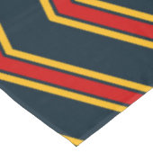 Nappe Bleu rouge Chevron Stripes Planche à découper (Angle)